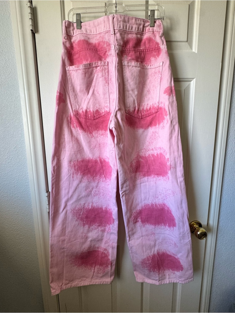PrettyLittleThing Pink Denim Jeans - Picture 8 of 9